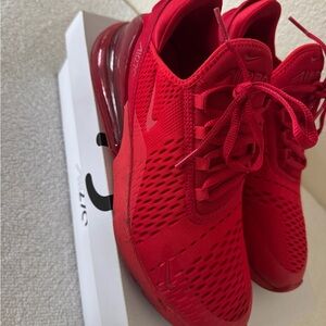 Nike Air Max 270 Men’s Size 8 Triple University Red
